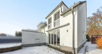 von_poll_real_estate_property_25099027_image_1