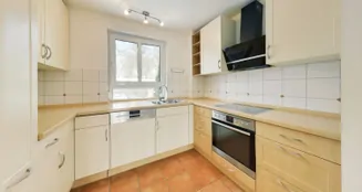 von_poll_real_estate_property_25099027_image_8