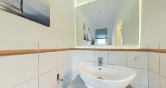 von_poll_real_estate_property_25099027_image_7