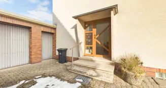 von_poll_real_estate_property_26099001_image_3