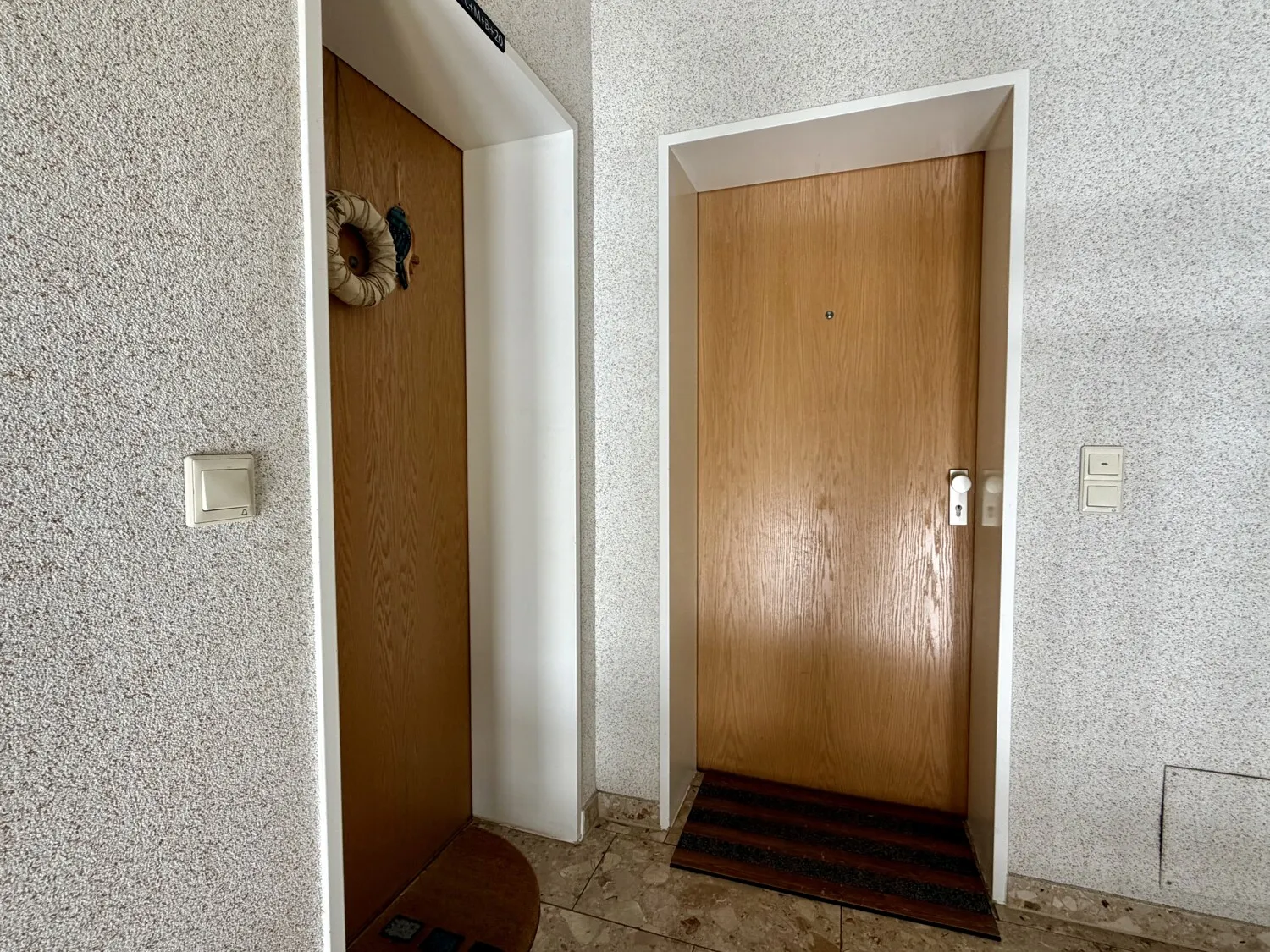Wohnungstür