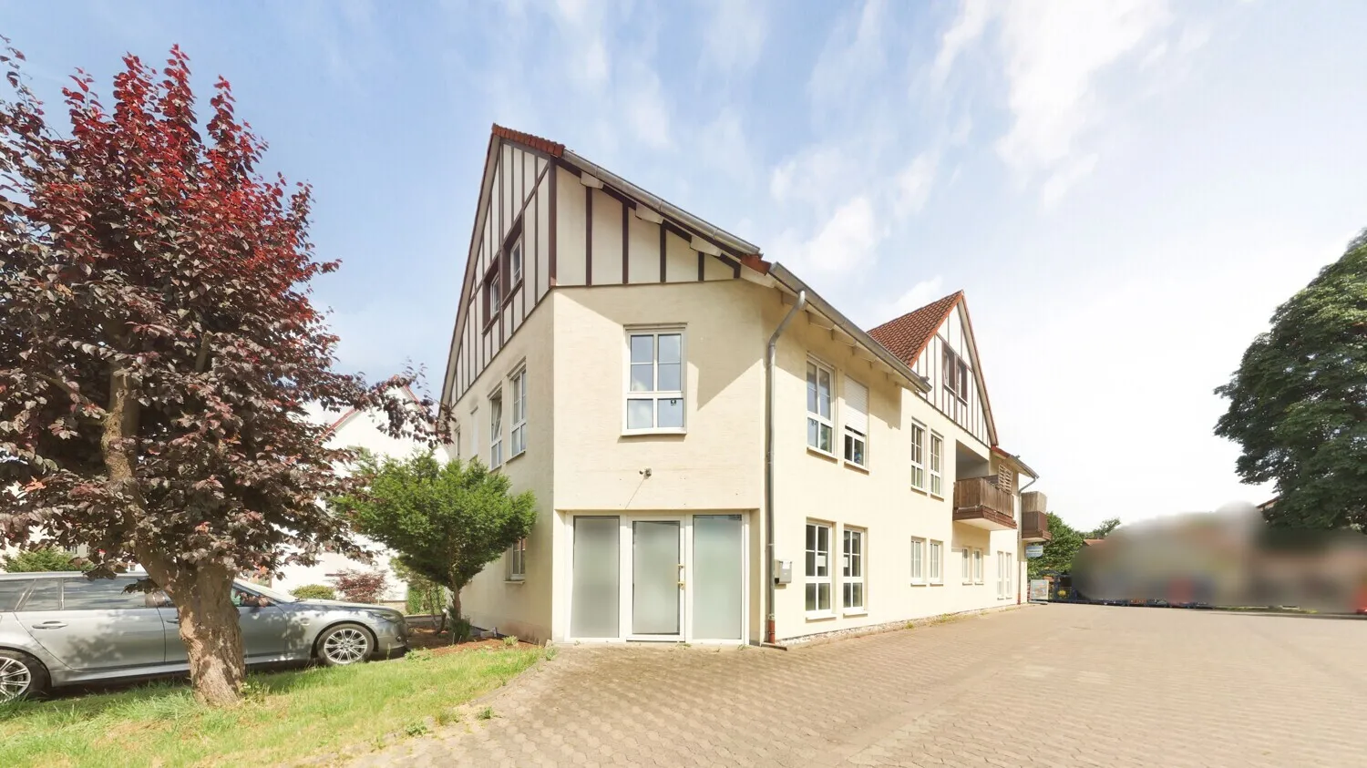 Büro Haupteingang