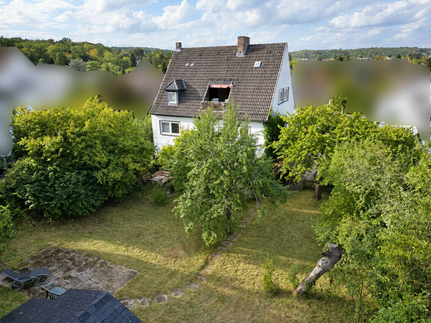 Südseite mit Garten