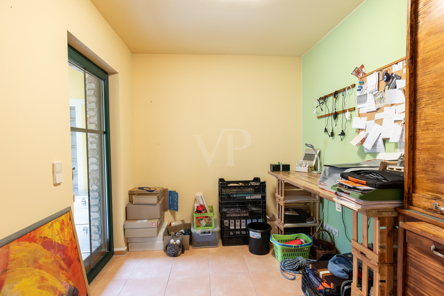 Büro EG