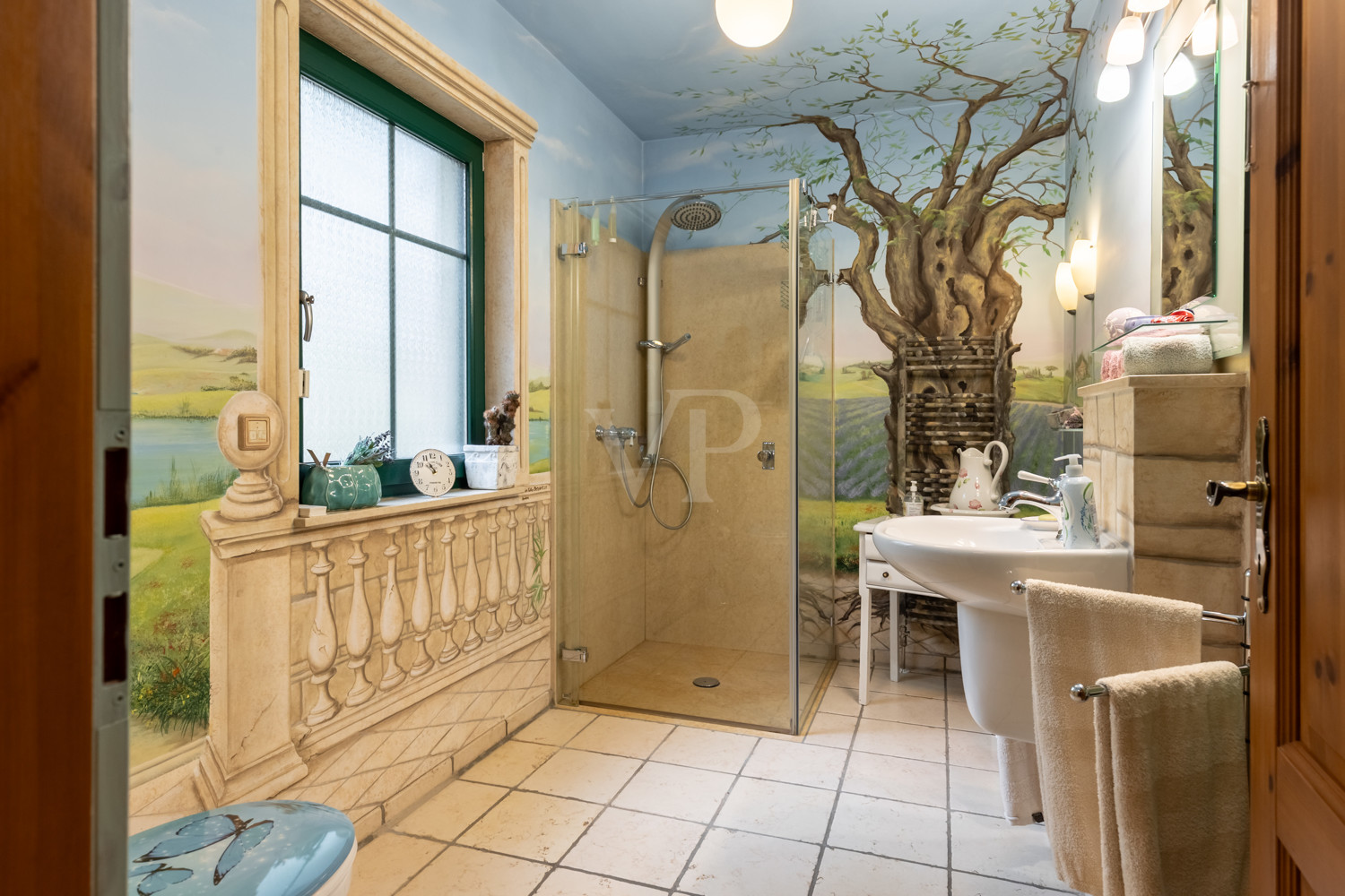 Badezimmer EG