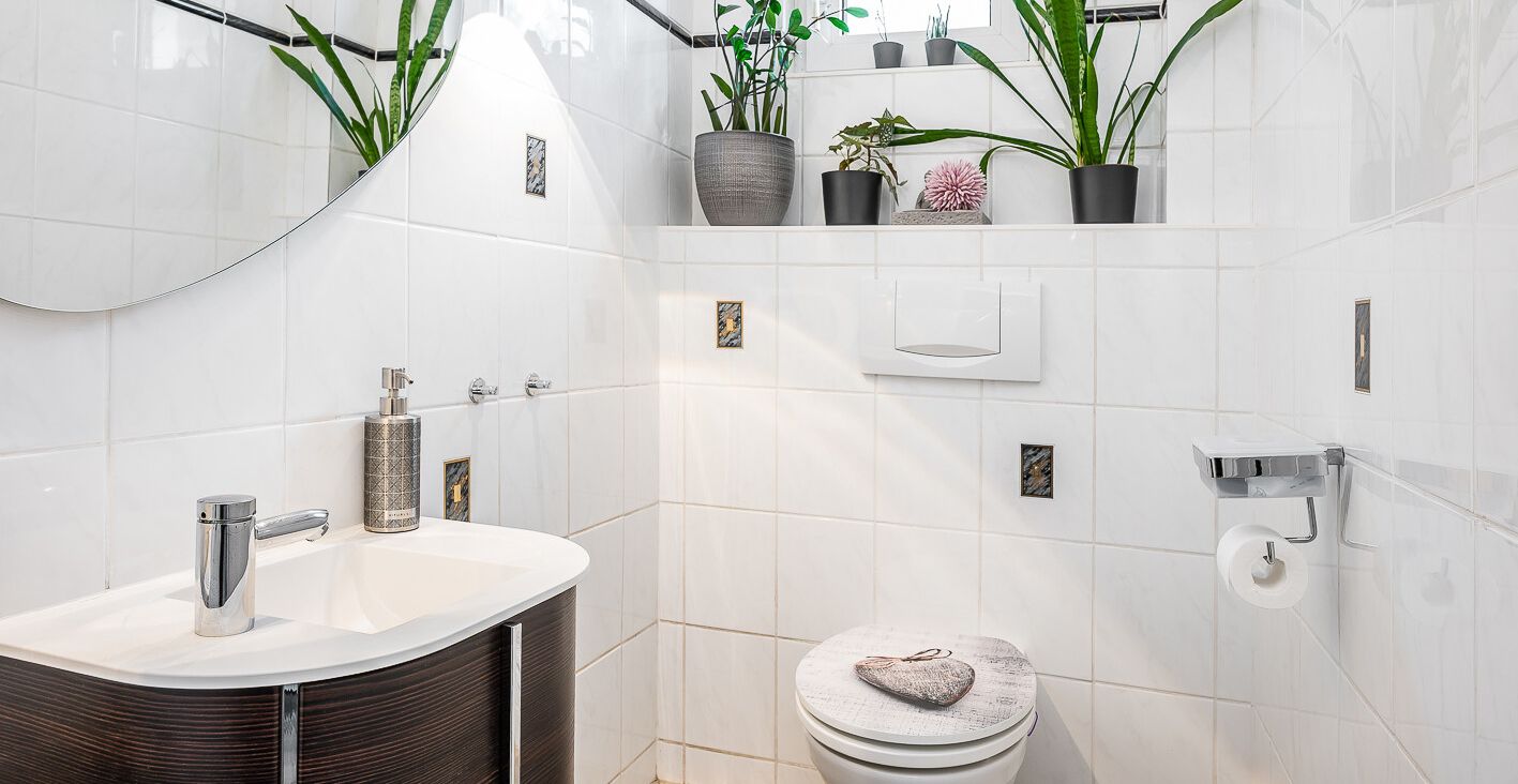 Gäste-WC EG