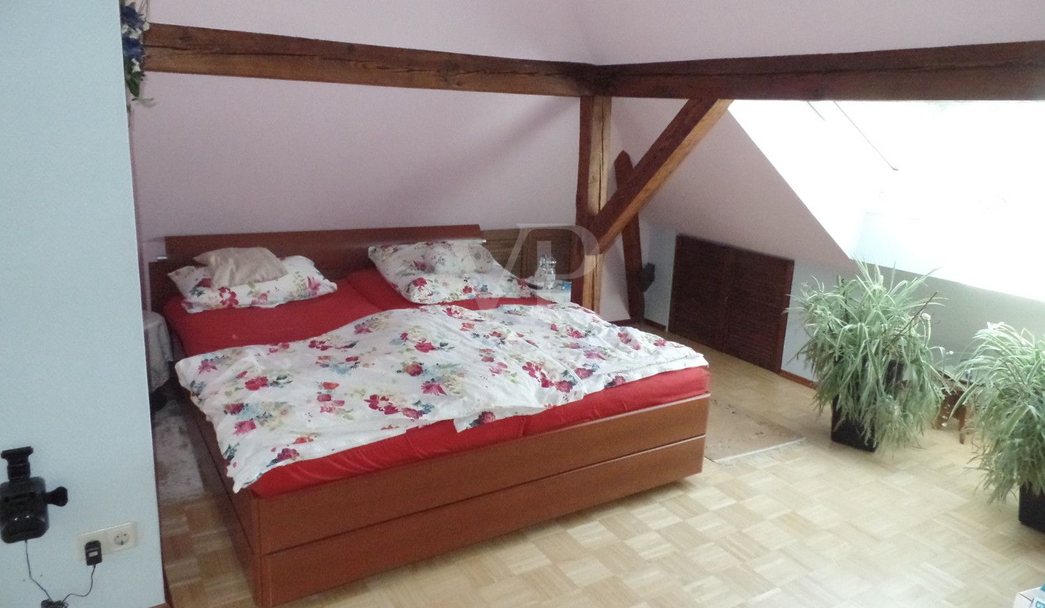 Schlafzimmer DG