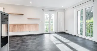 von_poll_real_estate_property_25045025_image_6