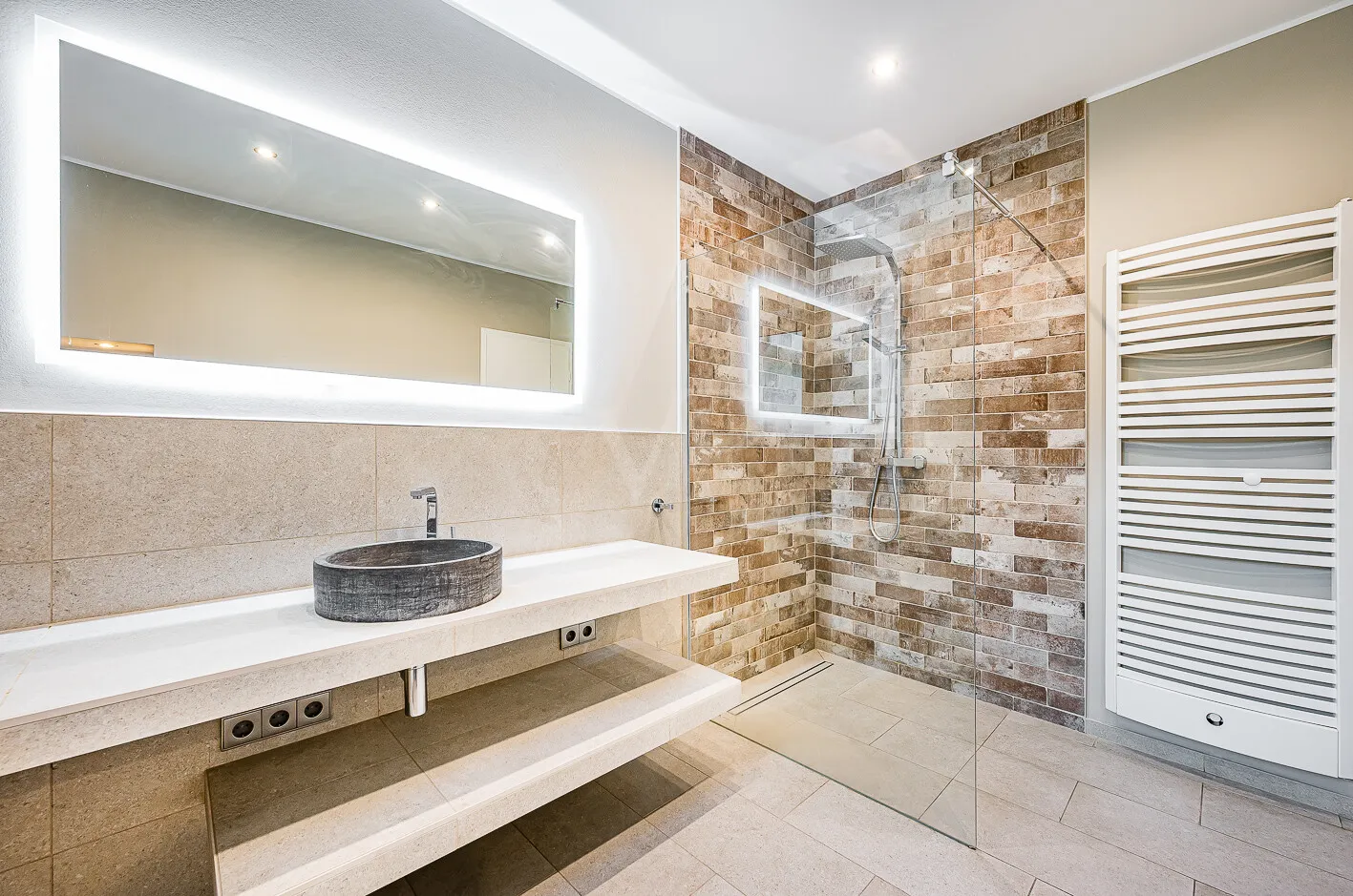Badezimmer EG