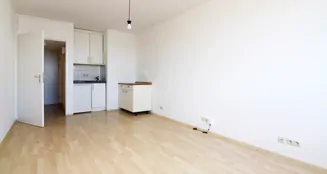 von_poll_real_estate_property_25094021_image_3