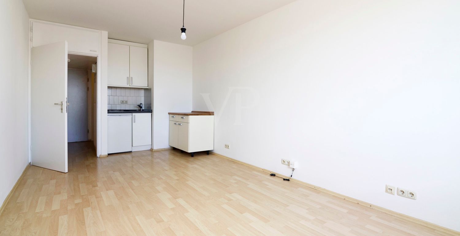 Wohnraum-Pantry