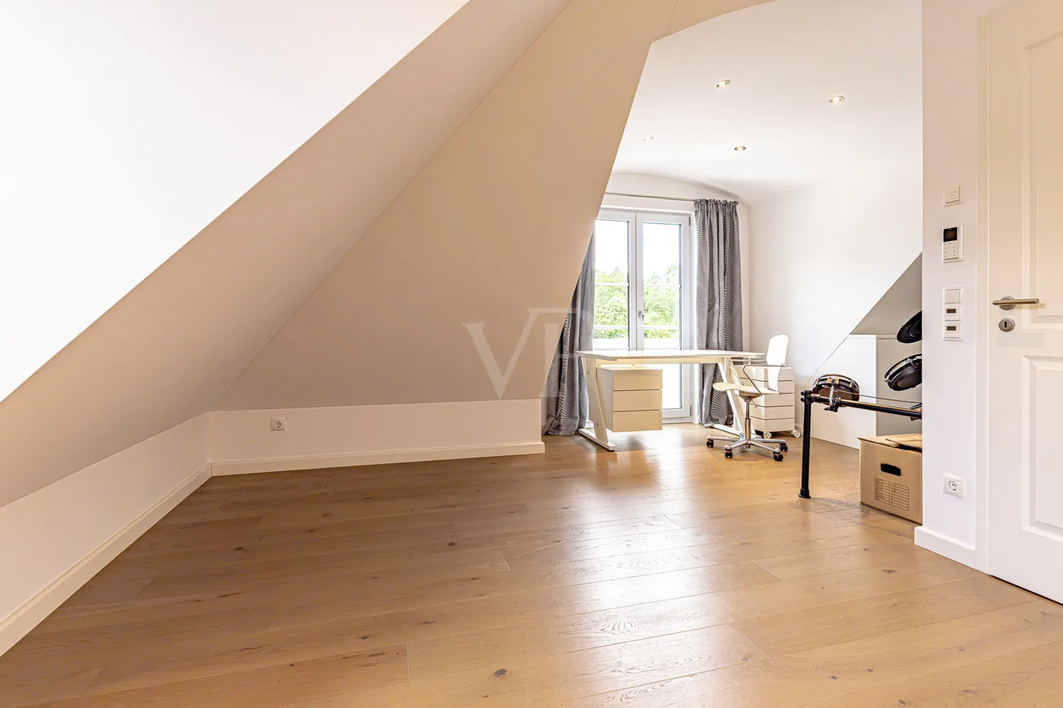 Studio im Dachgeschoss