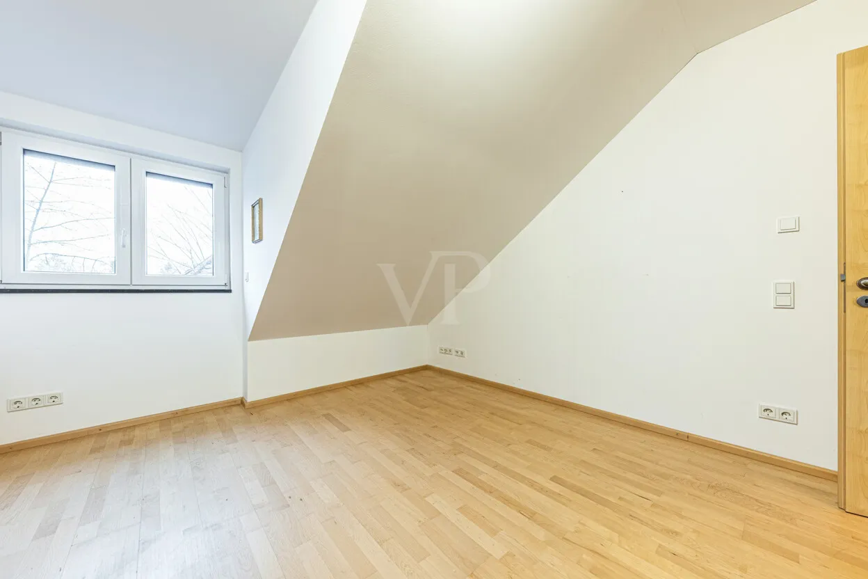 Schlafzimmer 2
