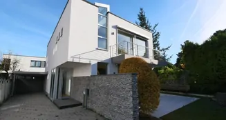 von_poll_real_estate_property_24040031_image_0