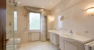 von_poll_real_estate_property_25040032_image_9