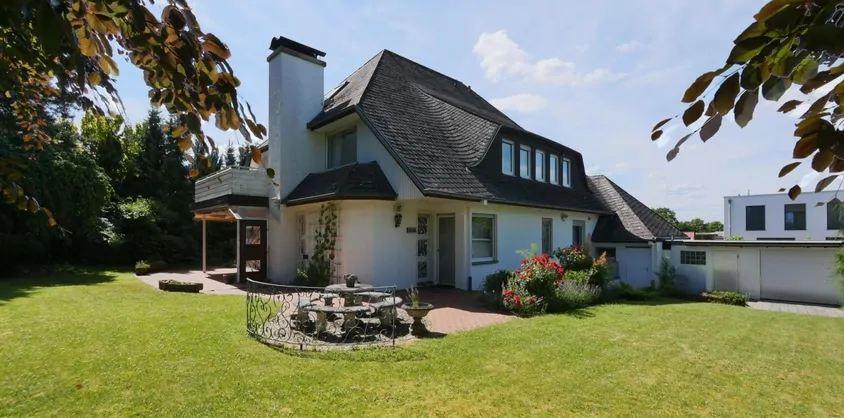 von Poll Immobilien GmbH