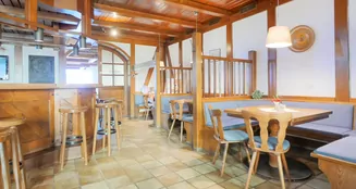 von_poll_real_estate_property_25040044-1_image_2