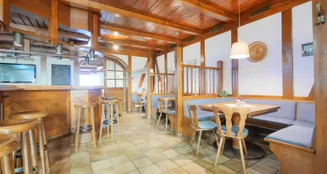 von_poll_real_estate_property_25040044-1_image_2