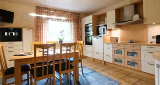 von_poll_real_estate_property_24040048_image_3