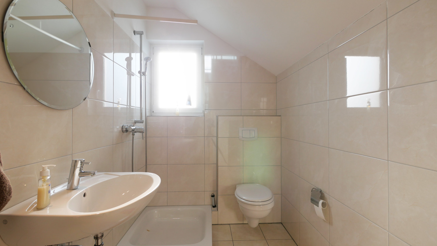 Badezimmer 2