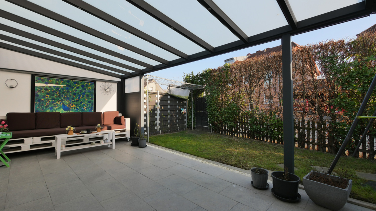 Terrasse und Garten