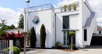 von_poll_real_estate_property_24040061_image_0