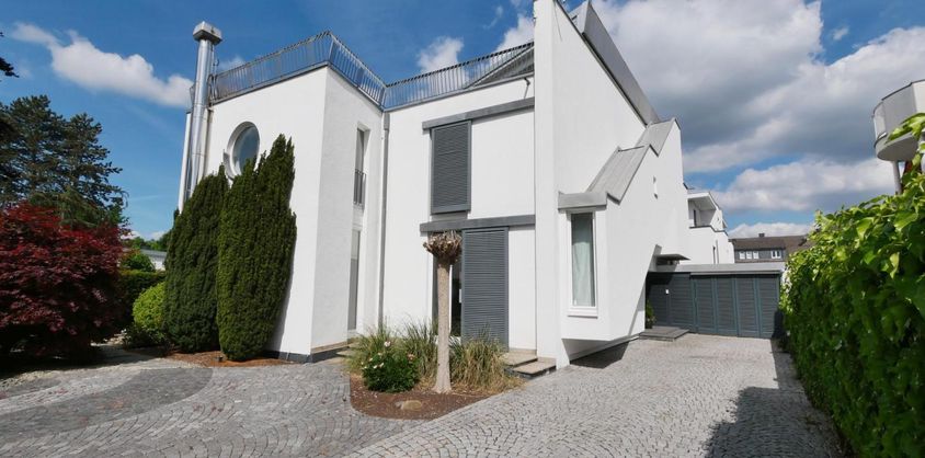 von Poll Immobilien GmbH