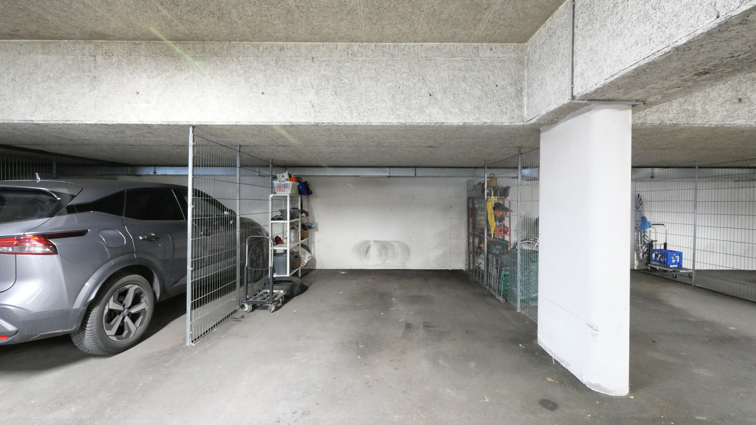 Tiefgaragenstellplatz