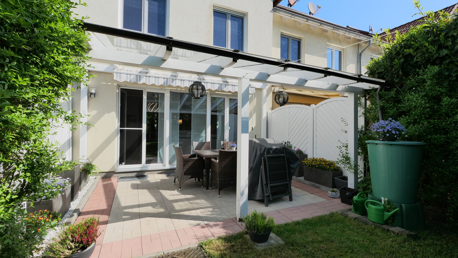 Blick auf die Terrasse