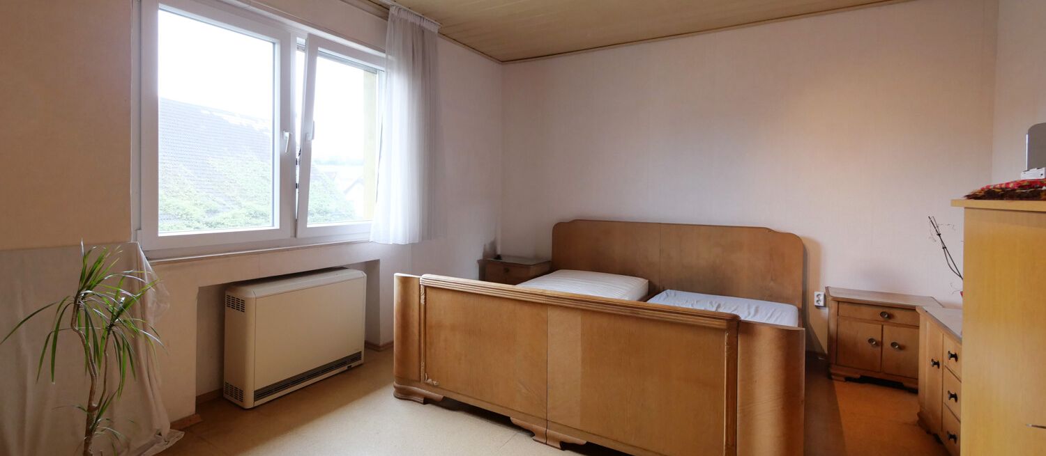 1 Schlafzimmer OG