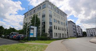 von_poll_real_estate_property_25040002-2_image_1