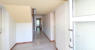 von_poll_real_estate_property_25040028_image_2