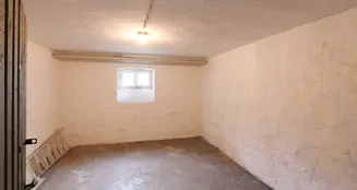 von_poll_real_estate_property_25162008_image_7