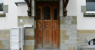 von_poll_real_estate_property_25162008_image_8