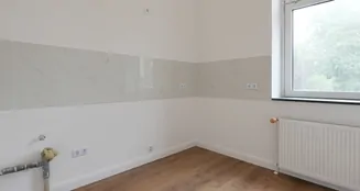 von_poll_real_estate_property_25162008_image_4