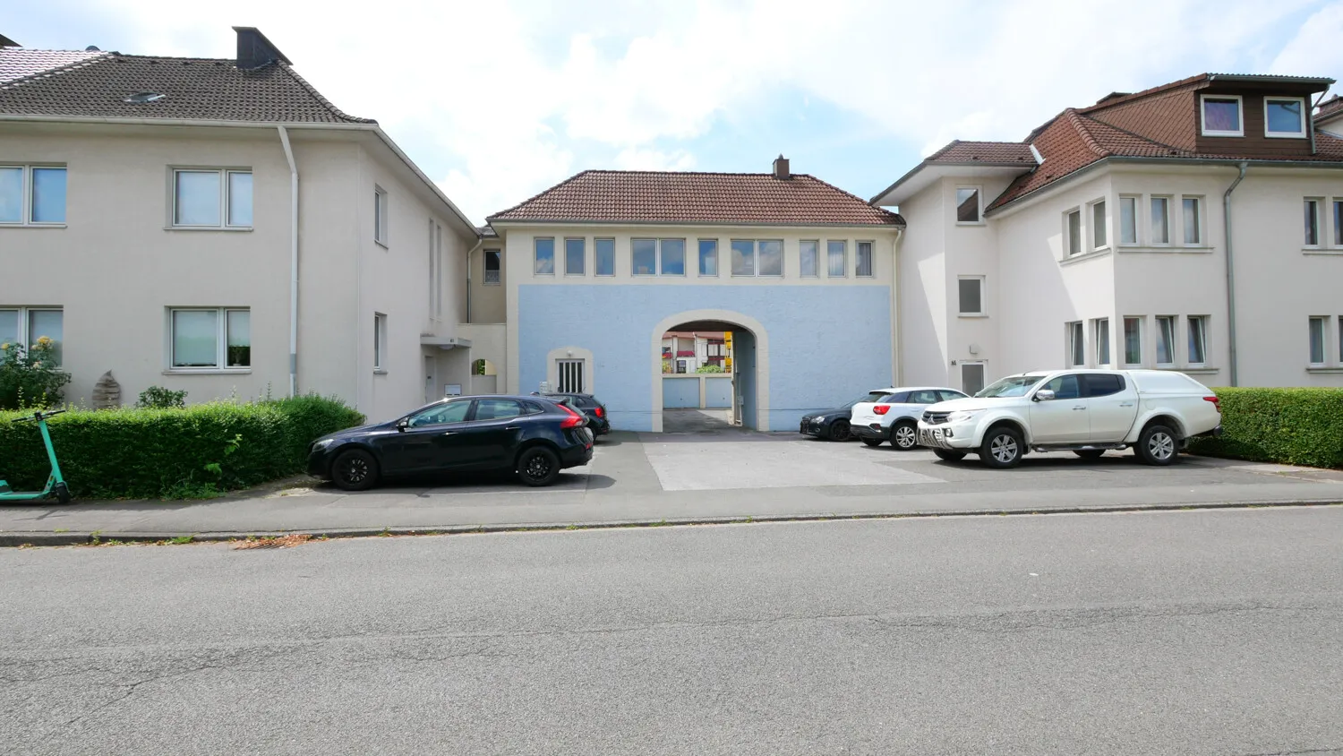 Straßenansicht