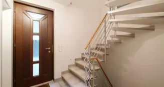 von_poll_real_estate_property_25040043_image_2