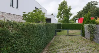 von_poll_real_estate_property_25040037-1_image_1