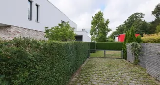 von_poll_real_estate_property_25040037-1_image_1