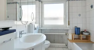 von_poll_real_estate_property_25040044_image_4