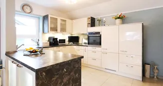 von_poll_real_estate_property_25040048_image_3