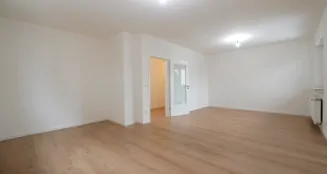 von_poll_real_estate_property_26040003_image_0