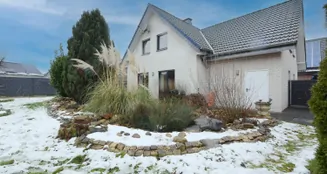 von_poll_real_estate_property_26040005_image_0