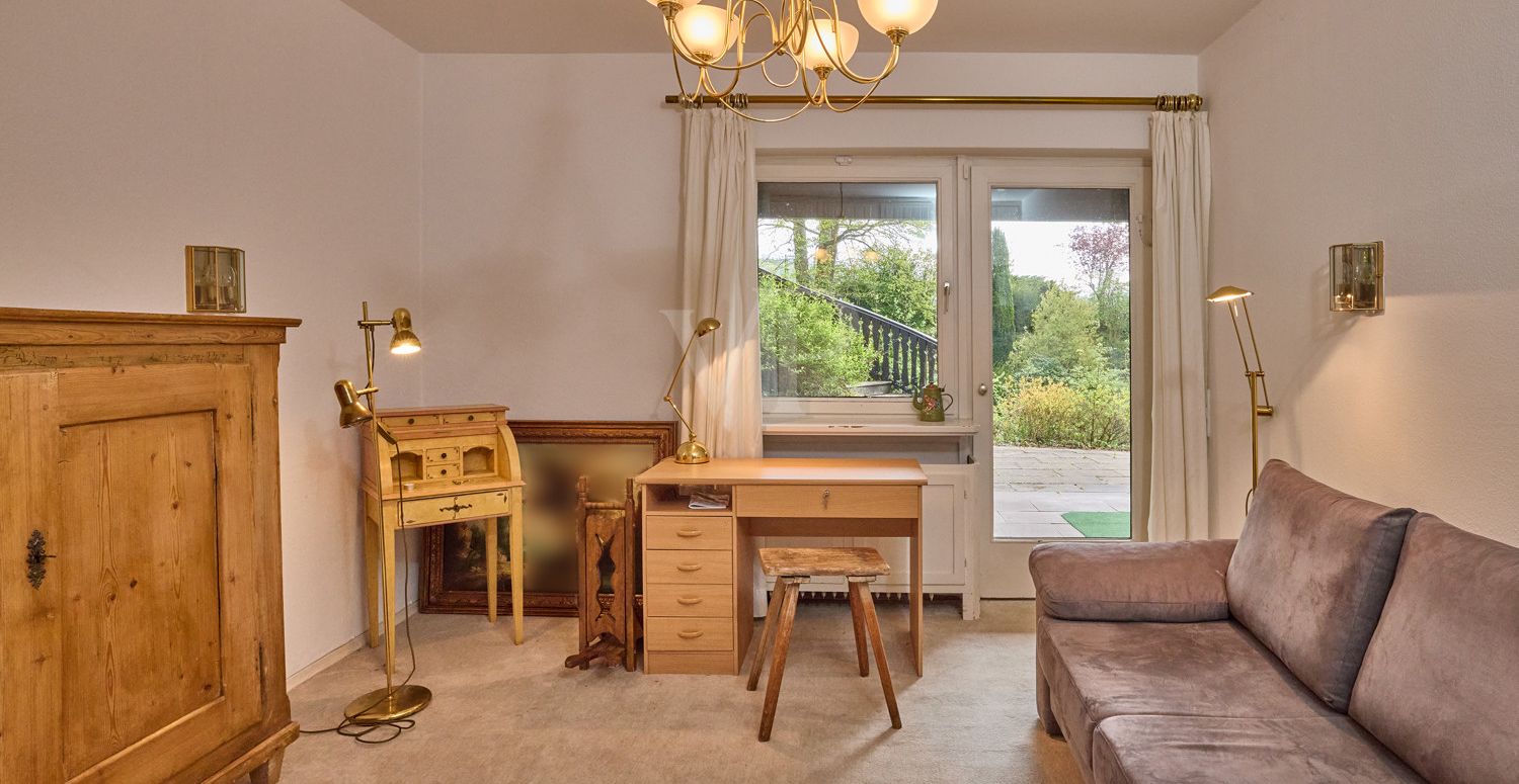 Schlafzimmer II, UG