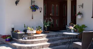 von_poll_real_estate_property_25177009_image_11