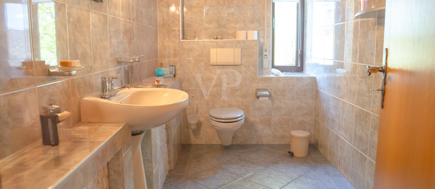 Gäste WC OG