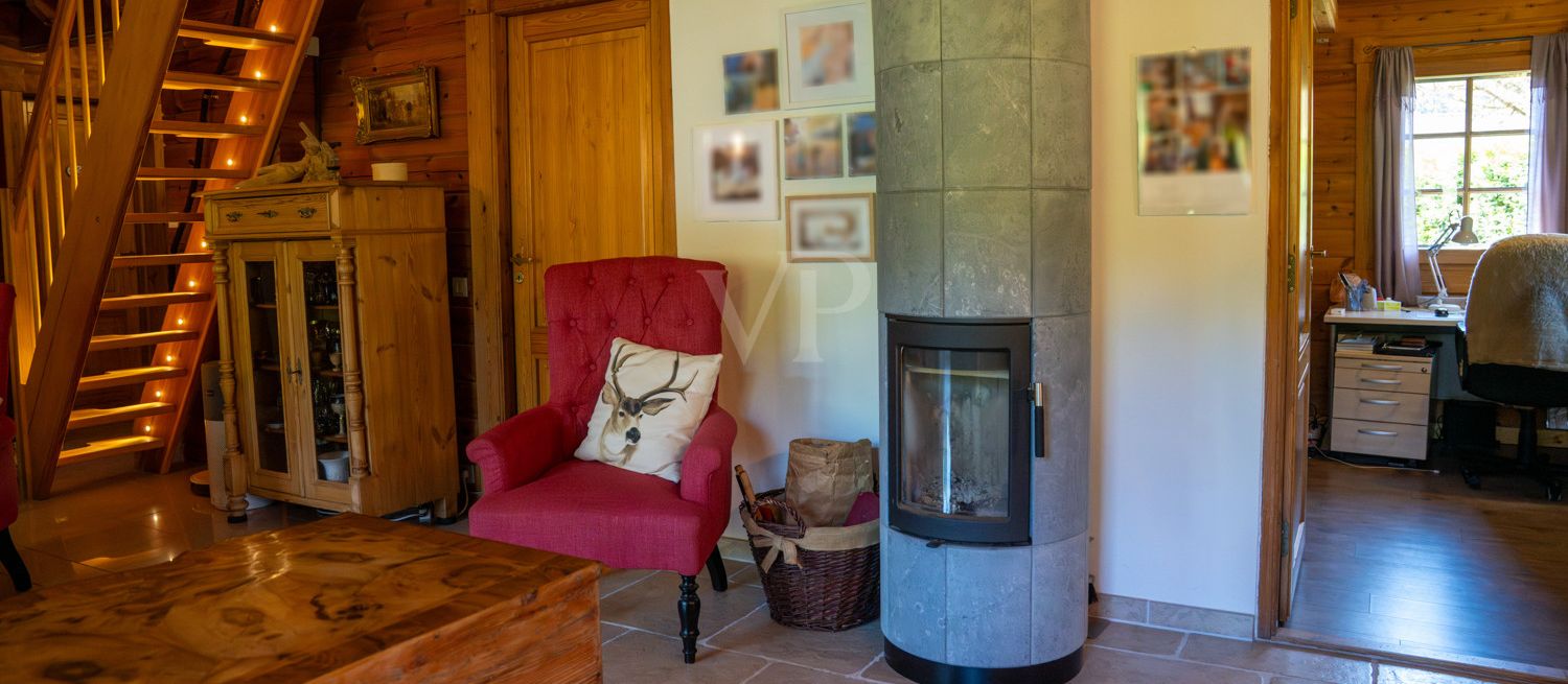 Moderner Kamin