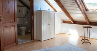 von_poll_real_estate_property_25177015_image_4