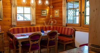 von_poll_real_estate_property_25177015_image_11