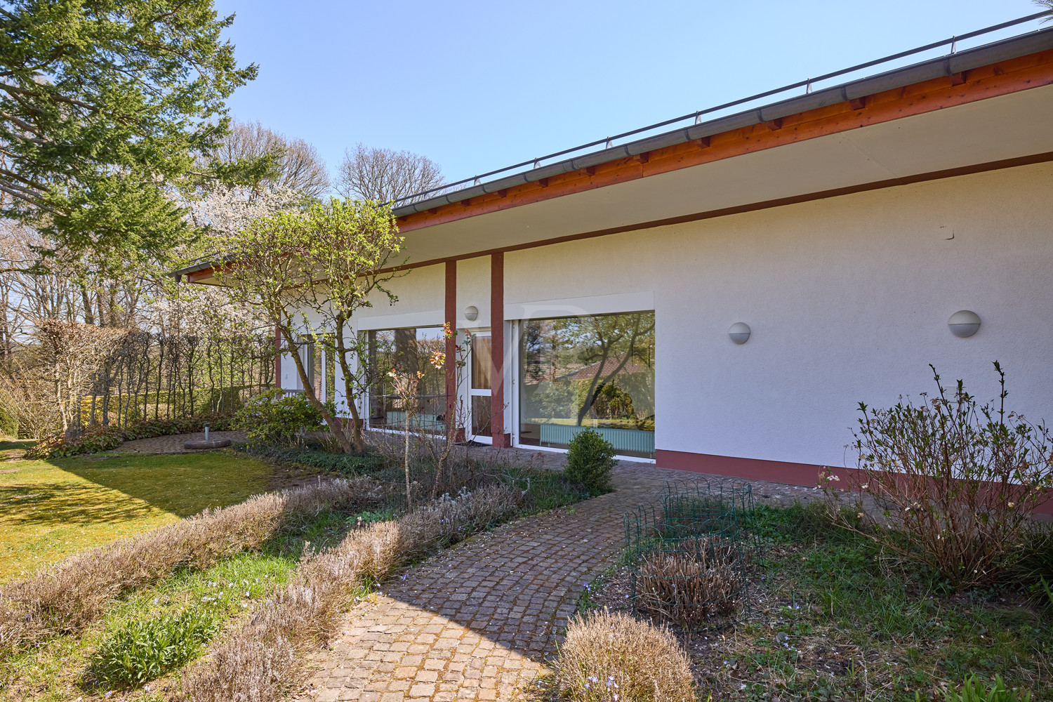 Bungalow II, Eingangsbereich